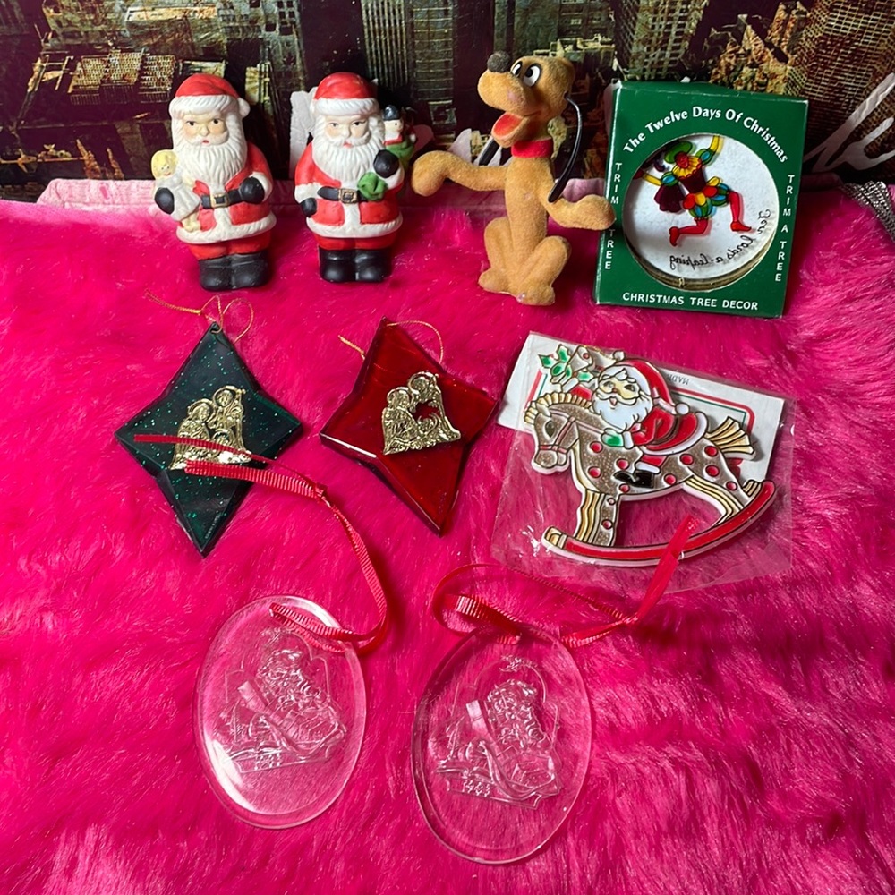 Vintage Ceramic Santas & 7 Ornaments